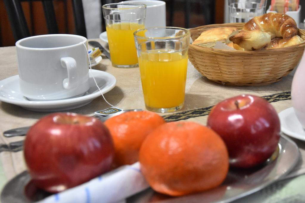 Residencial El Hogar Hostel Salta Ngoại thất bức ảnh