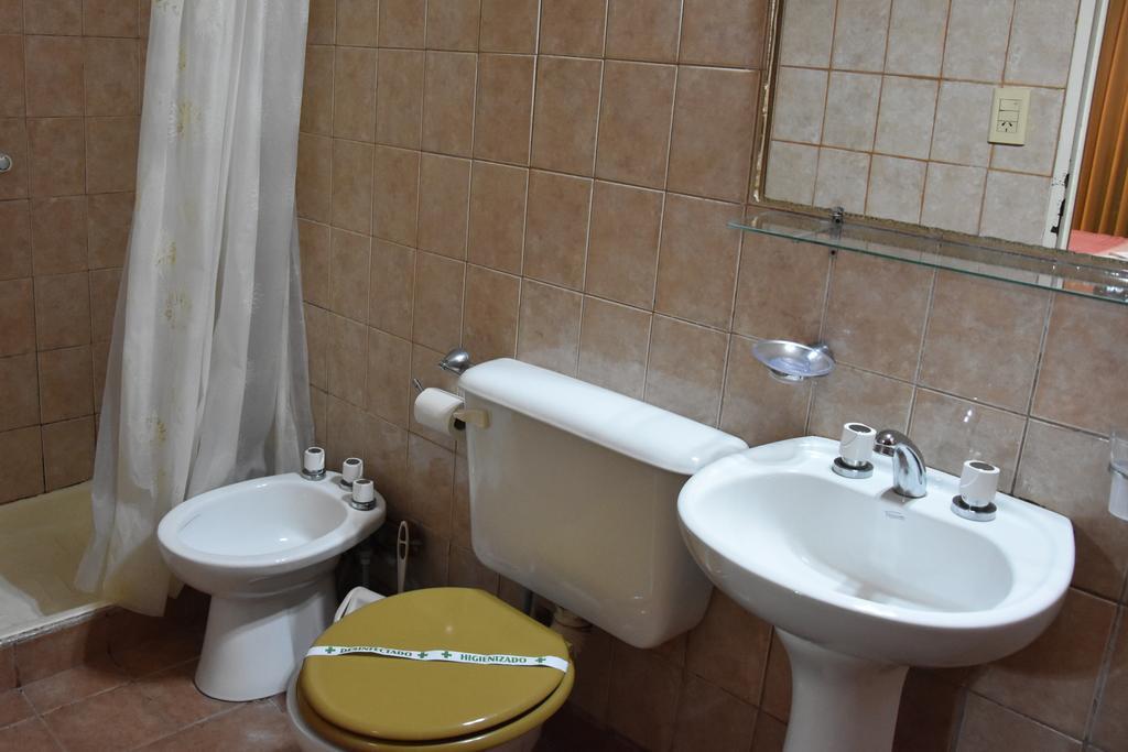 Residencial El Hogar Hostel Salta Ngoại thất bức ảnh